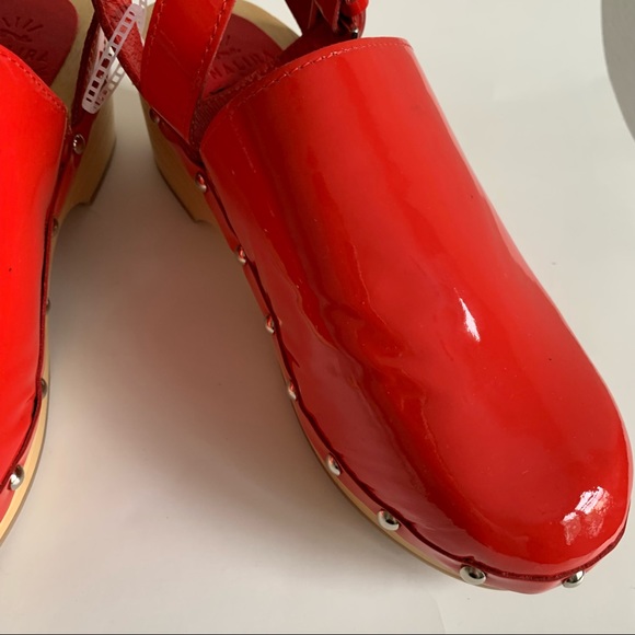 Unalira x Free People Kaia Red patent Leather Clogs ankle strap - Picture 12 of 16